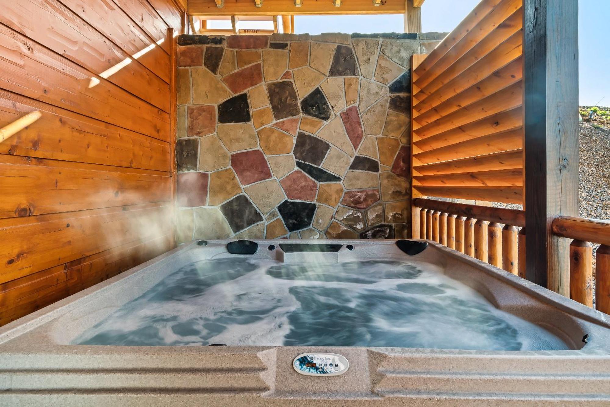 Full Equipped Cabin With A Pool And Game Room Smokies Views Gatlinburg Exterior foto